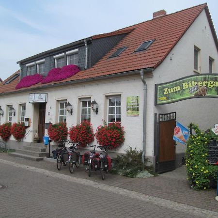 Gasthaus Und Pension Zum Biber Steckby Екстер'єр фото