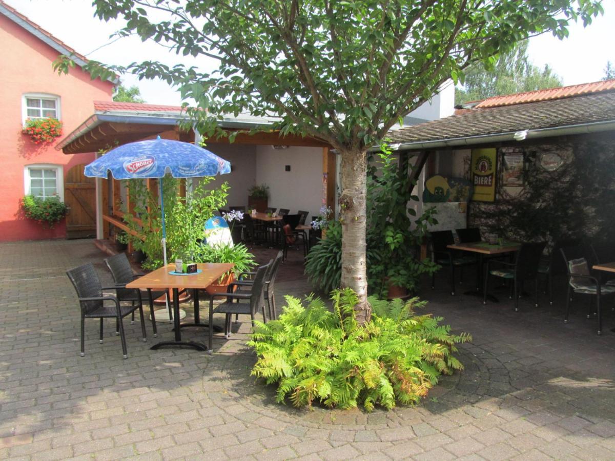 Gasthaus Und Pension Zum Biber Steckby Екстер'єр фото