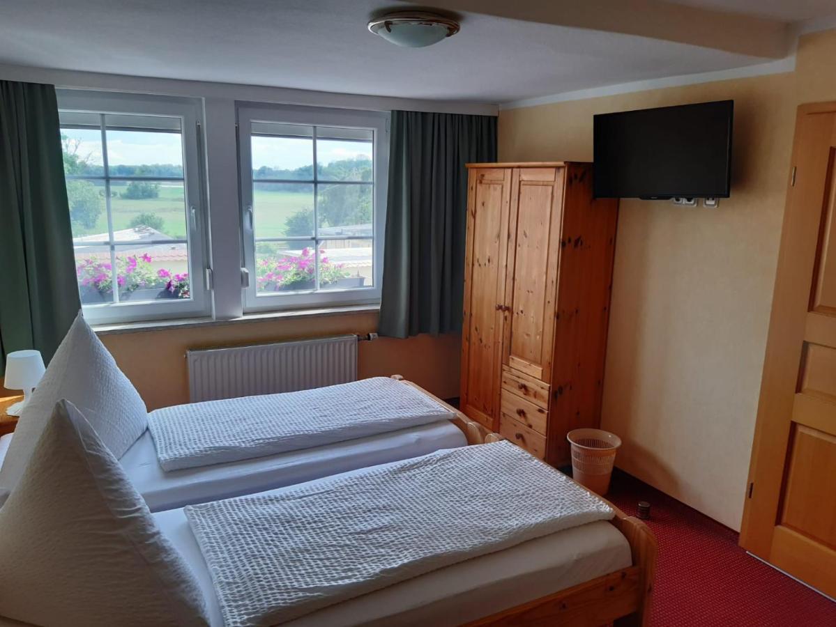 Gasthaus Und Pension Zum Biber Steckby Екстер'єр фото